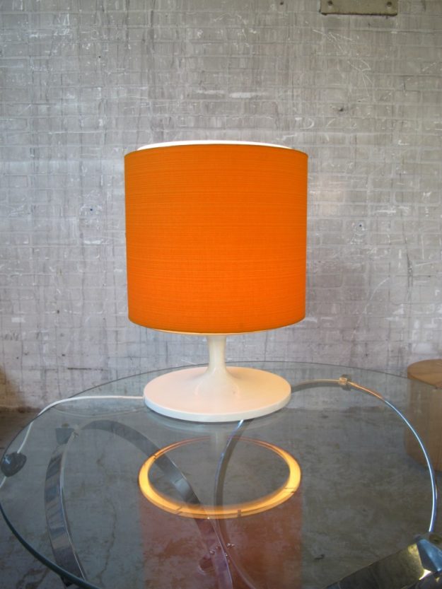 tafellamp oranje retro kunsstof kartell