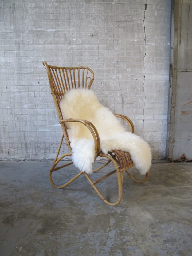 vintage Rohe hoge rotan fauteuil Rohe Noordwolde