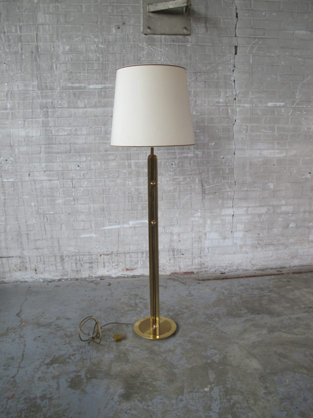 Zware messing vloerlamp