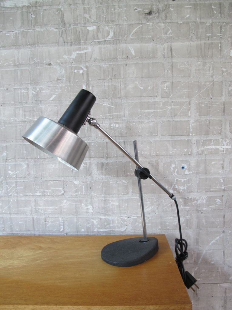 Trillen bijwoord vorst Knik arm bureau lamp - Tweedehands Kopen bij Tussen Cor & Kitsch