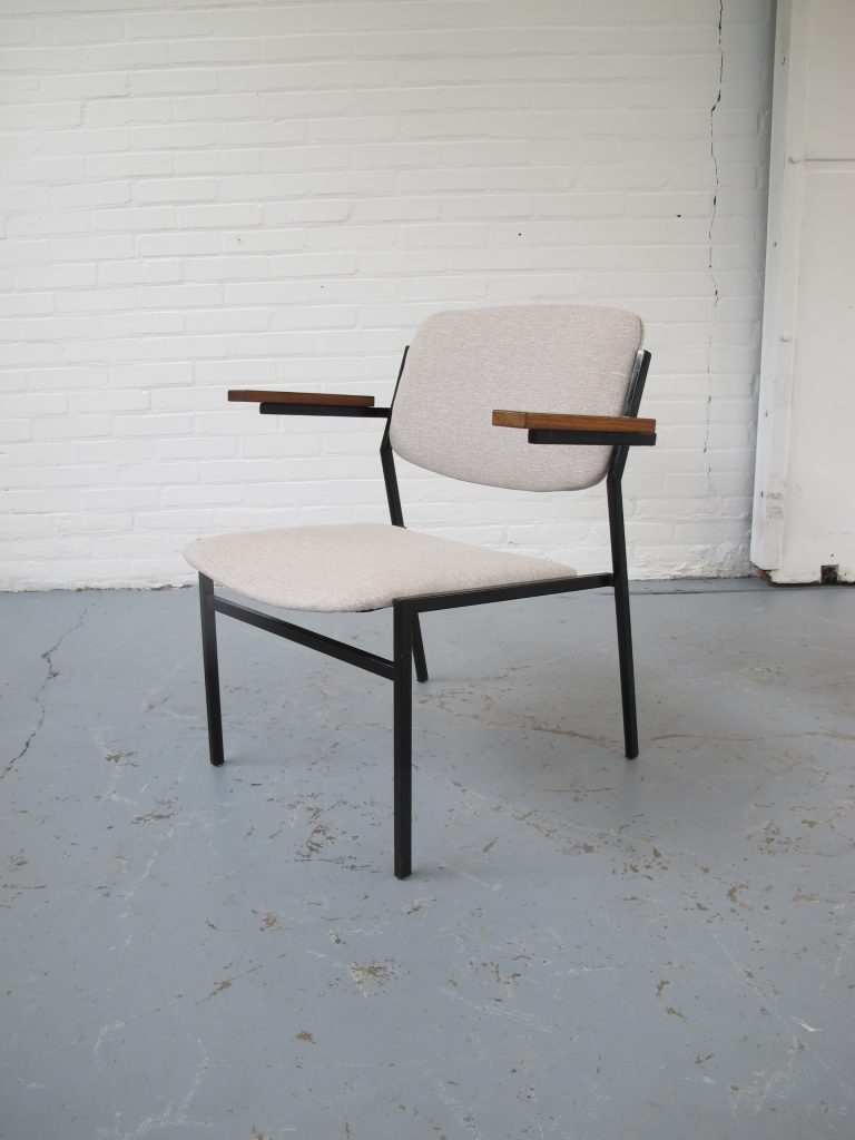 Familielid bevel Raap bladeren op Schitterende Spectrum Martin Visser stijl fauteuil uit de jaren 60 -  Tweedehands Kopen bij Tussen Cor & Kitsch