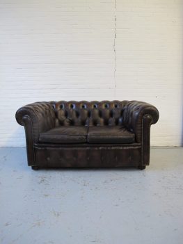 Engelse Chesterfield bank midcentury vintage
