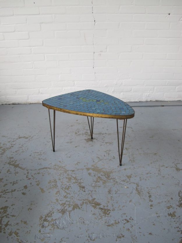 Pastoe driehoek tafeltje met mozaiek midsentury vintage
