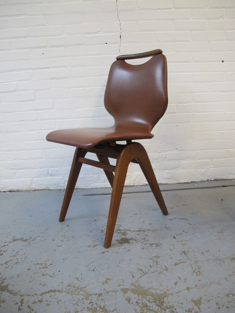 Louis van Teeffelen teakhouten stoelen midsentury vintage