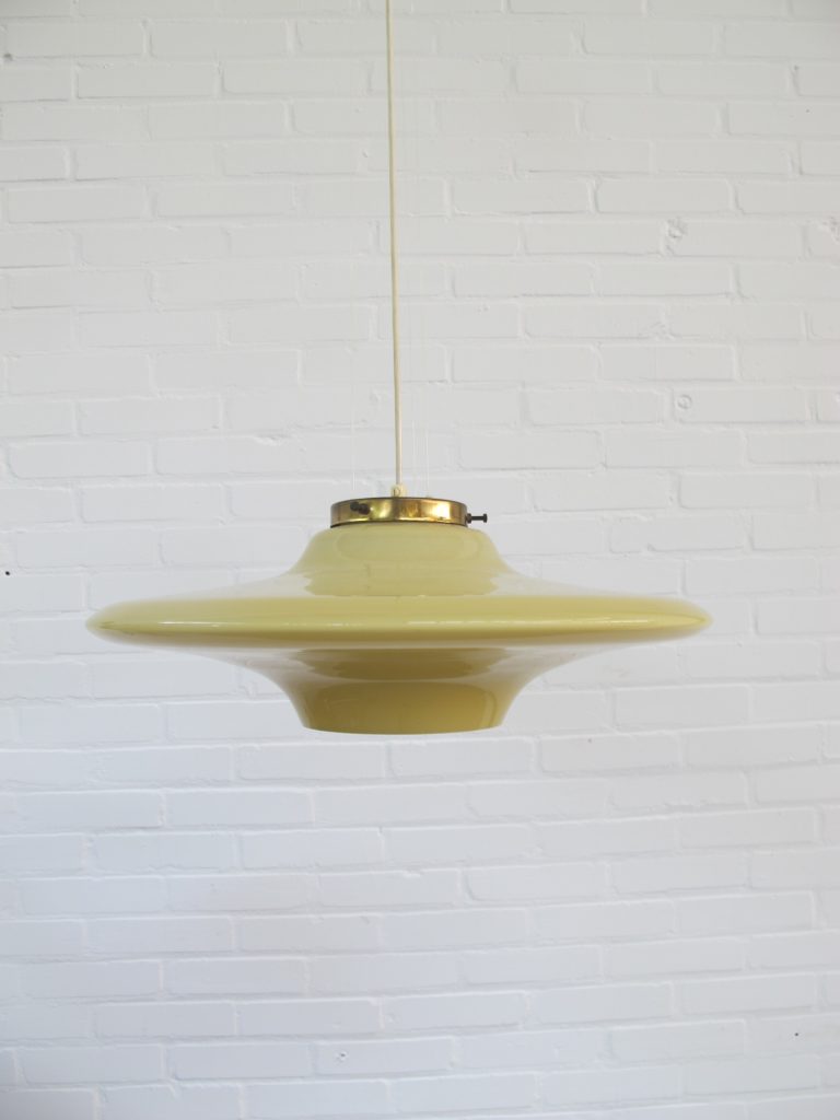Space age UFO lamp Uno & Östen Kristiansson hanglamp vintage midcentury