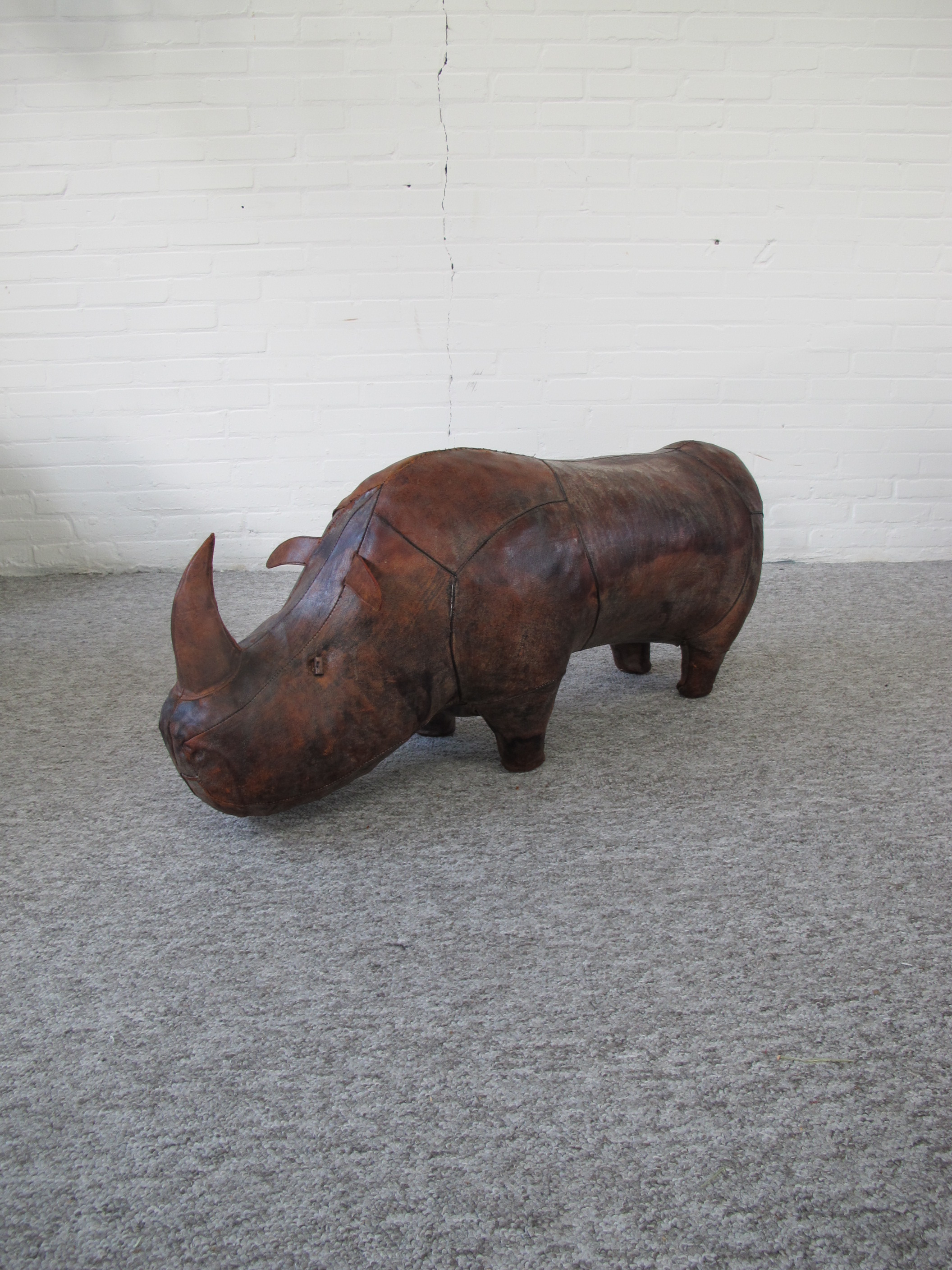 Voetenbank Dimitri Omersa footstool leather rhino midcentury vintage