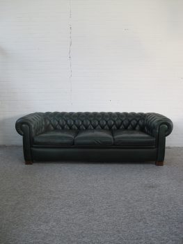 Engelse Chesterfield bank sofa vintage midcentury