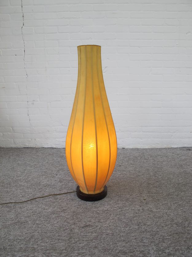 lamp vloerlamp Italian Cocoon floorlamp vintage midcentury