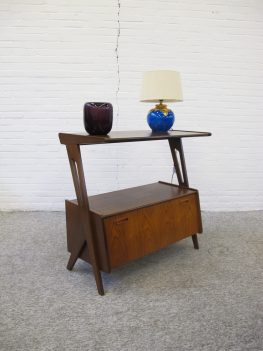 Tafel TV furniture table Louis van Teeffelen Wébé vintage midcentury