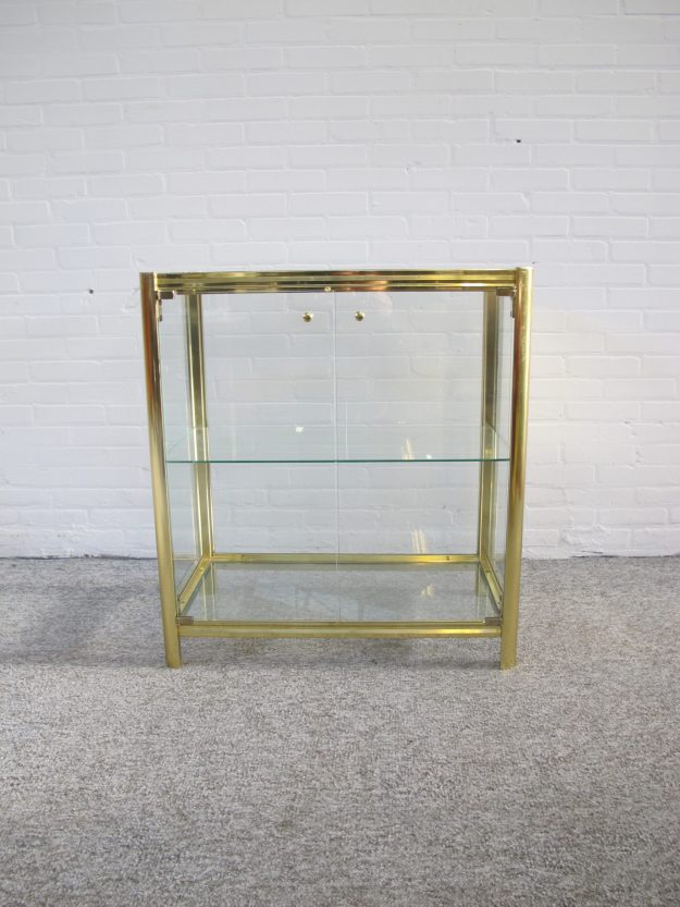 kast vitrinekast Cabinet Renato Zevi brass messing displaycabinet vintage midcentury