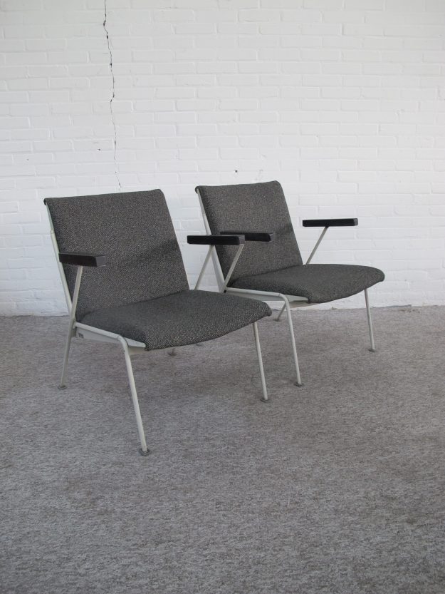 Wim Rietveld Ahrend de Cirkel oase fauteuils armchairs vintage retro midcentury