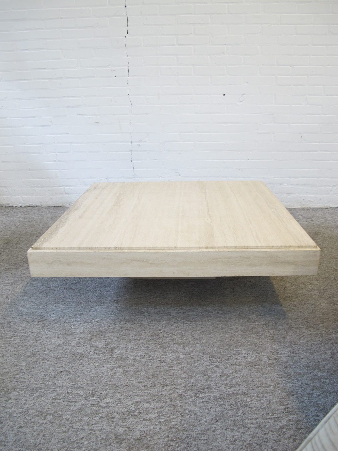 Tafel schitterende marmeren Travertin salontafel uit de jaren 70