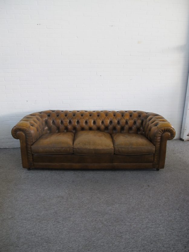 Bank sofa Engelse Springvale Pegasus Chesterfield vintage midcentury