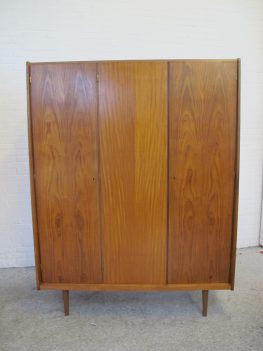 Kast Wardrobe cabinet Pastoe kledingkast Vintage midvcentury