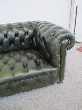 Bank sofa Engelse Springvale Chesterfield Vintage midvcentury
