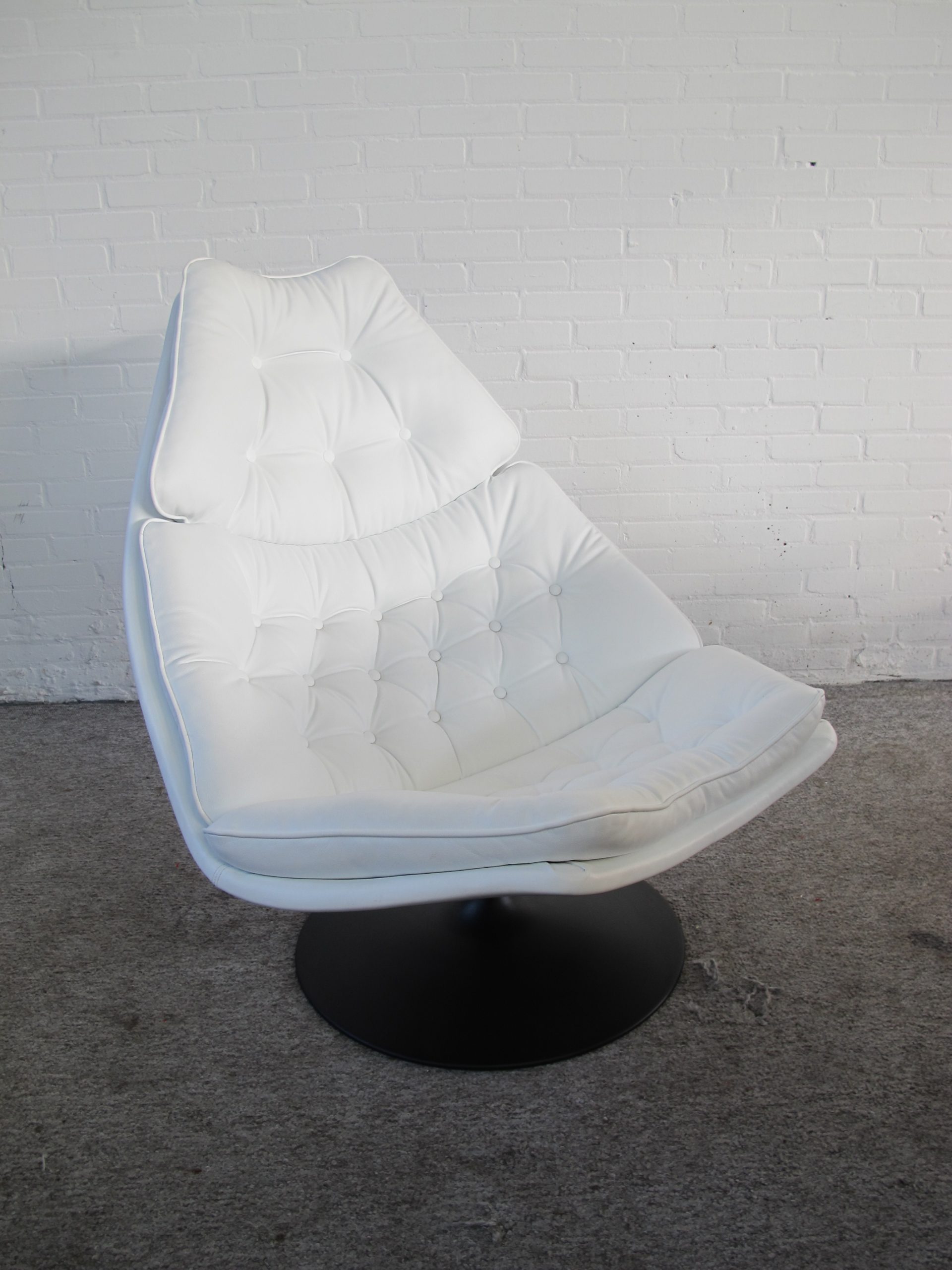 Fauteuil lounge chair Armchair F588 Geoffrey Harcourt Artifort vintage midcentury