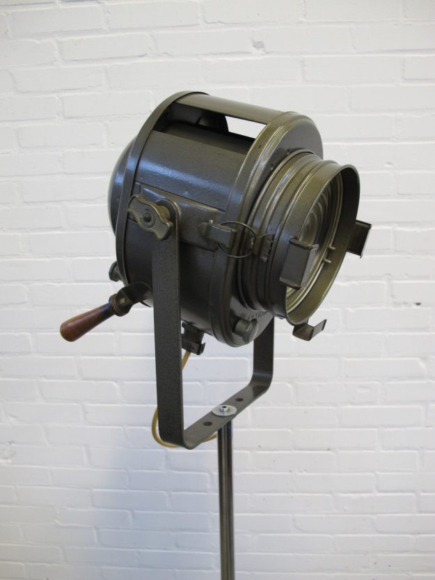 Studiolamp theaterlamp Studio lamp theater lamp A.E. Cremen Paris Frankrijk vintage midcentury