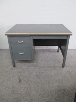 bureau desks industriële industrial Gispen vintage midcentury