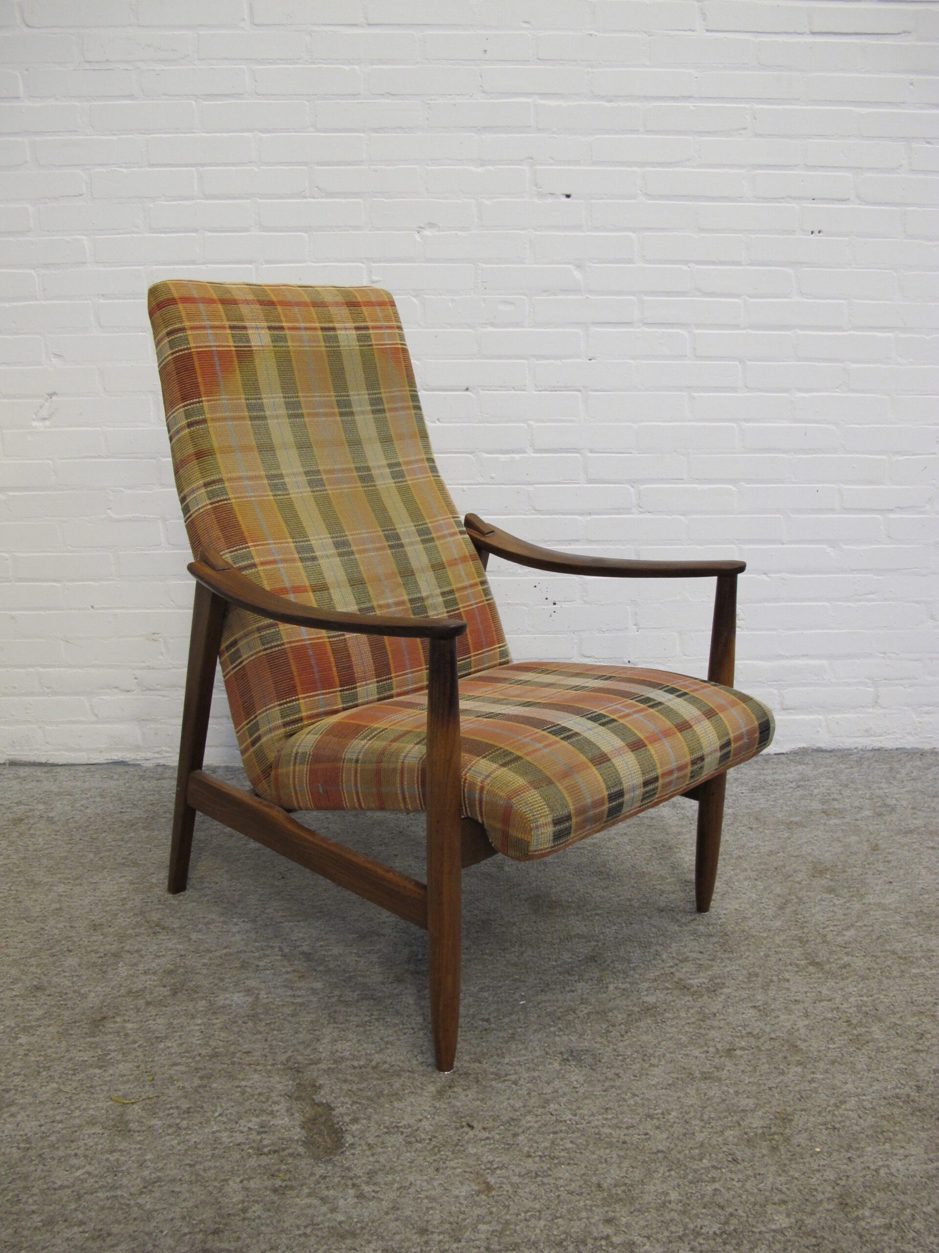 Fauteuil lounge chair armchair Louis van Teeffelen midcentury vintage