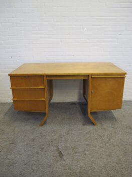 Bureau desk EB04 Berken serie Cees Braakman Pastoe vintage midcentury