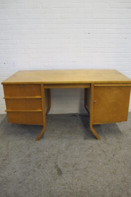 Bureau desk EB04 Berken serie Cees Braakman Pastoe vintage midcentury