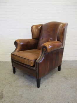 Fauteuil schapenlederen schapenleer Chesterfield oorfauteuil vintage midcentury